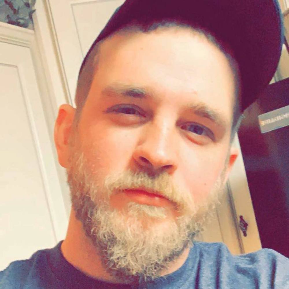 Meet your Posher, Devin